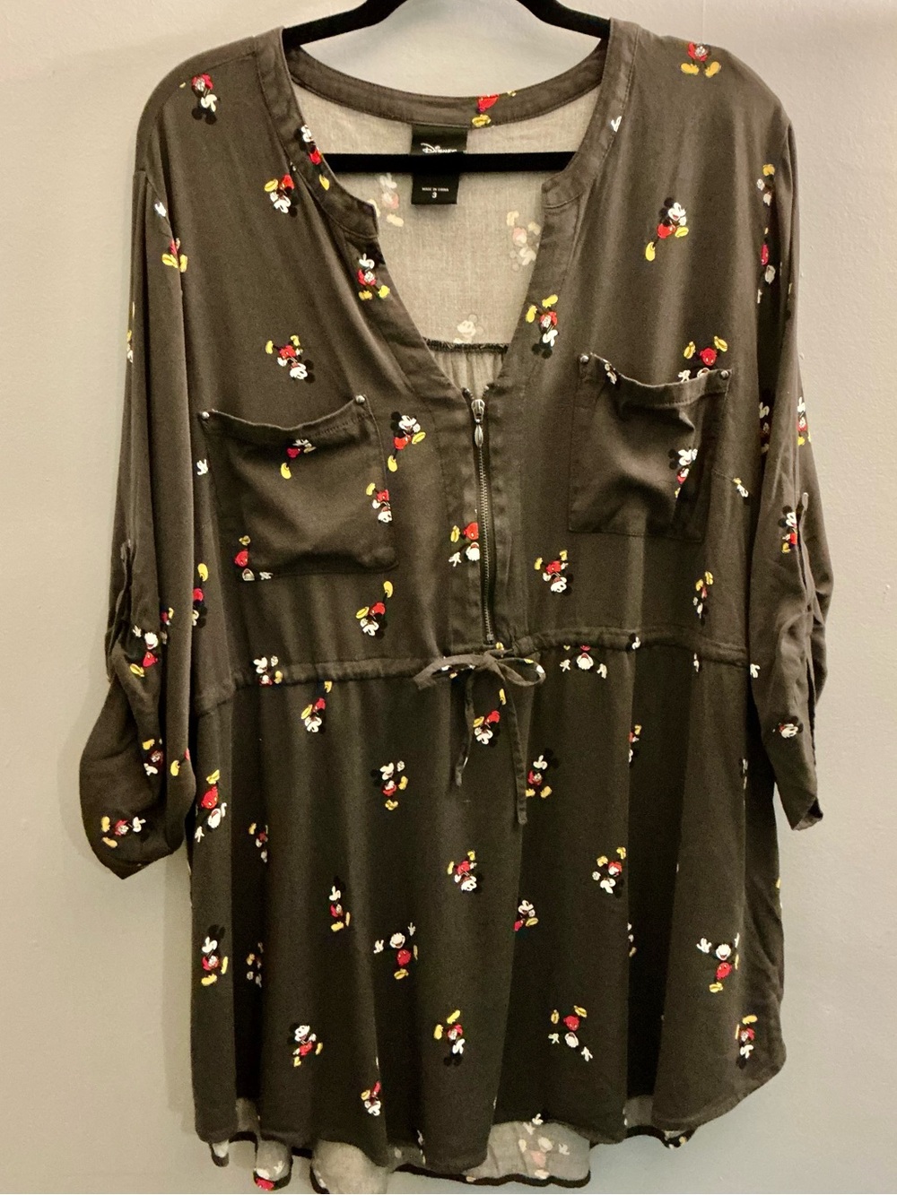 Disney Mickey Mouse Zip Front Tunic Blouse Torrid Size 3/3X Plus Drawstring